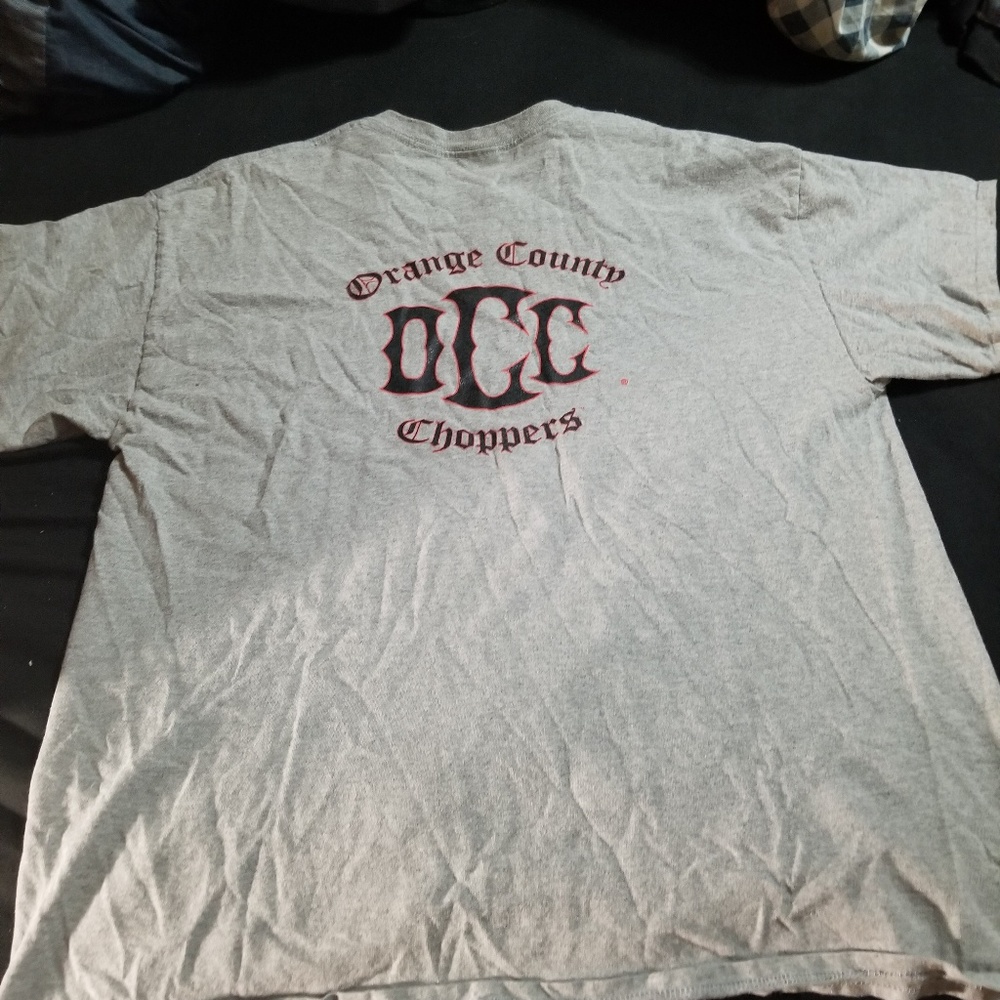 T-Shirt - Picture 3 of 3